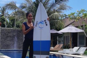 Join her DHM Surf Camp Kuta Lombok