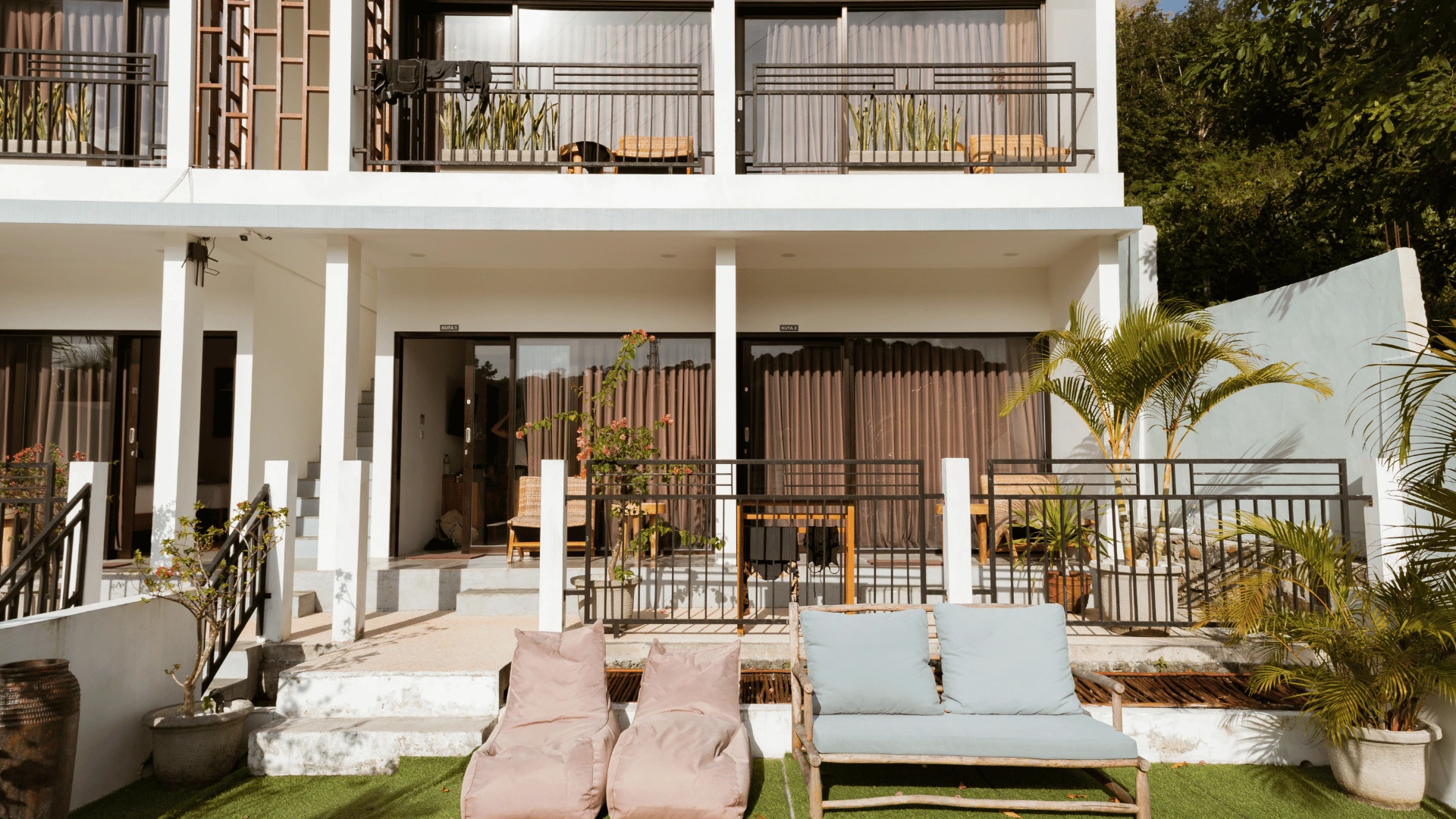 DHM Surf Camp accommodation