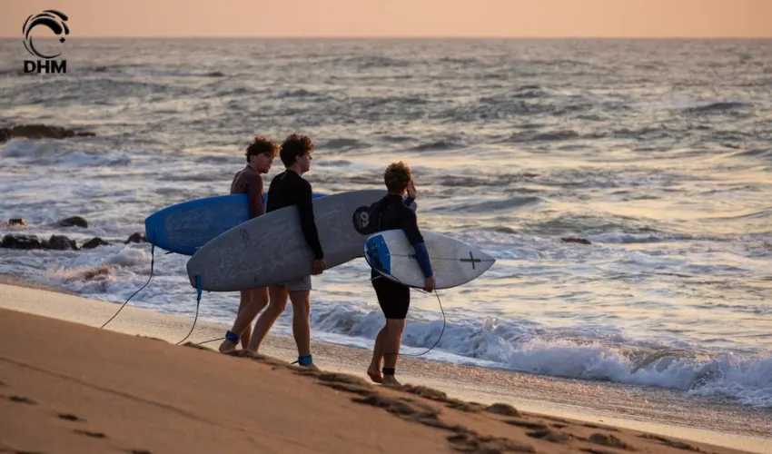 Surfcamp Costa Rica or Lombok? Why More Surfers Are Choosing Lombok